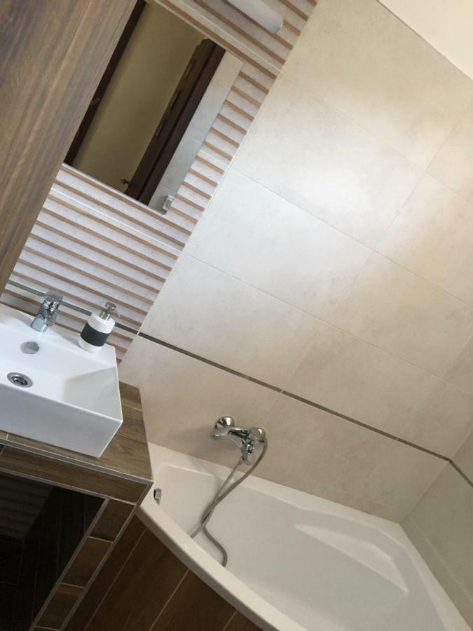 Konrad Apartman Vila Balatonmáriafürdő Exterior foto